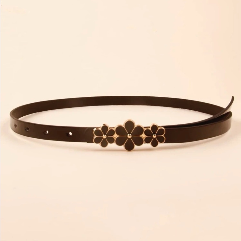 New Black & Gold Flower Clasped Black Belt